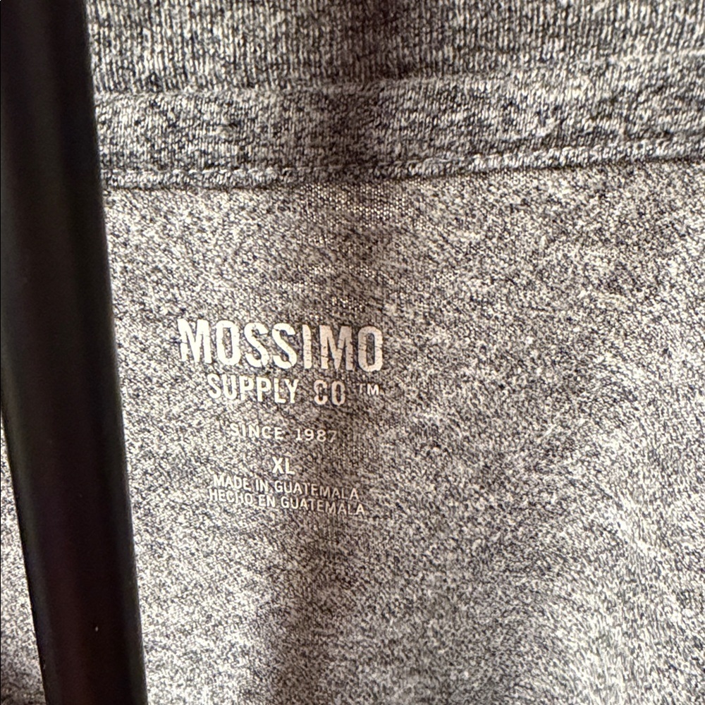 Mossimo Supply Co. Heather Gray Short Sleeve Tee - Picture 3 of 6